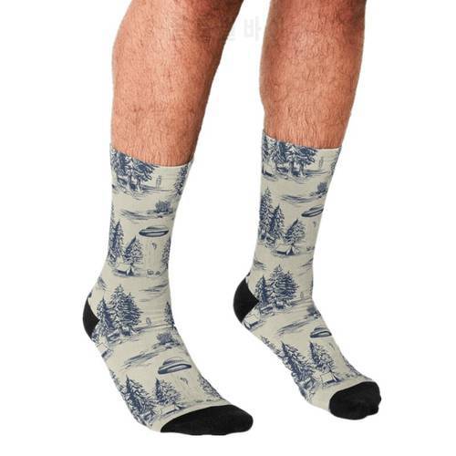 2021 Funny Socks Men harajuku Alien Abduction Toile De Jouy Pattern in Blue Printed Happy hip hop Men Socks