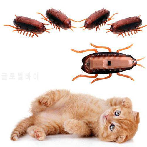 Pet Electronic Cockroach Toy Battery Powered Running Insect Cat Interactive Toys Pet Supplies 2pcs/Lot