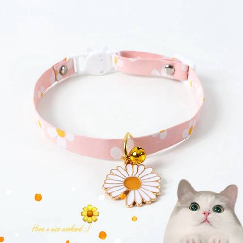Breakaway Cat Collar with Bell Floral Pattern Daisy Flower Adjustable Safety Breakaway Collars for Cats Kitten Summer