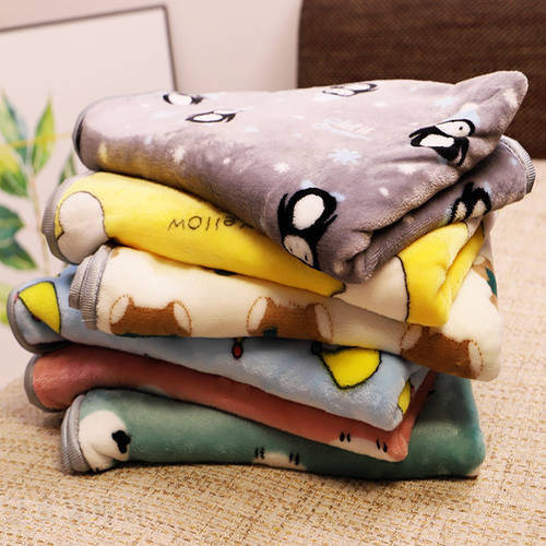 Soft Flannel Dog Blanket Winter Warm Pet Mat Cartoon Large Mat Cute and Comfortable Cat and Dog Sleeping Blanket Pet Supplies