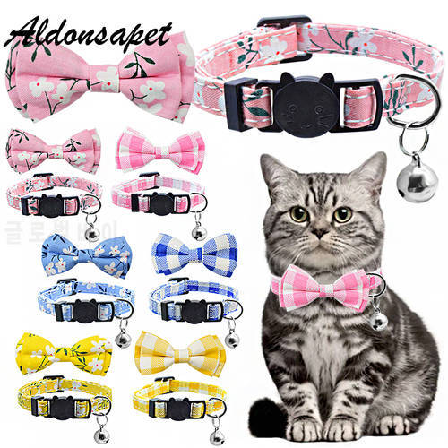 Lovely Bow Knot Cat Collar Bell Breakaway Safety Adjustable Cat Necklace Cute Print Bow Tie Kitten Cat Collar Pet Accessories