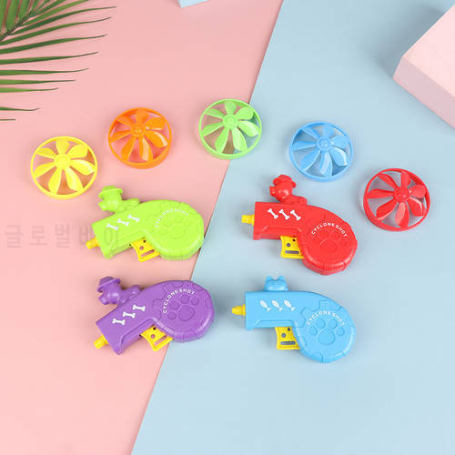 1Set Flying Disc Saucer Launcher Cat Fetch Toy Chasing Game Toy Interplay Exercising Toy